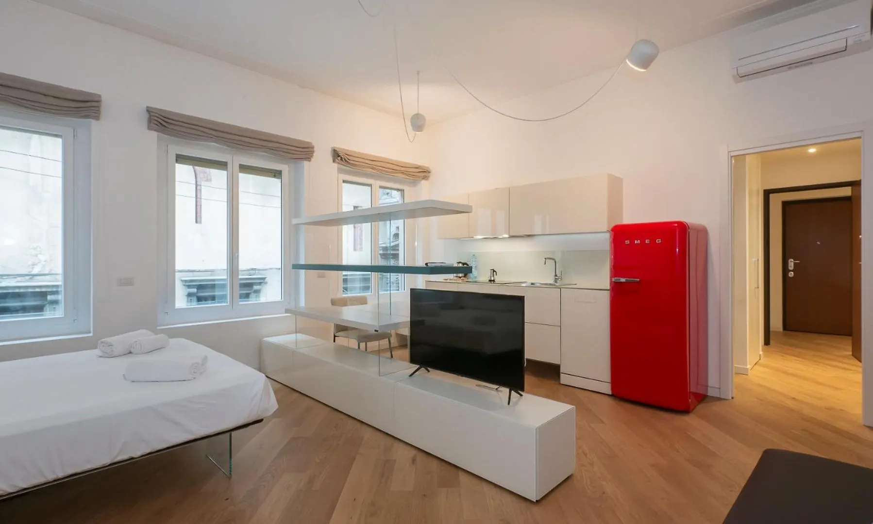 Duomo Elegant Flat Apartment Milan