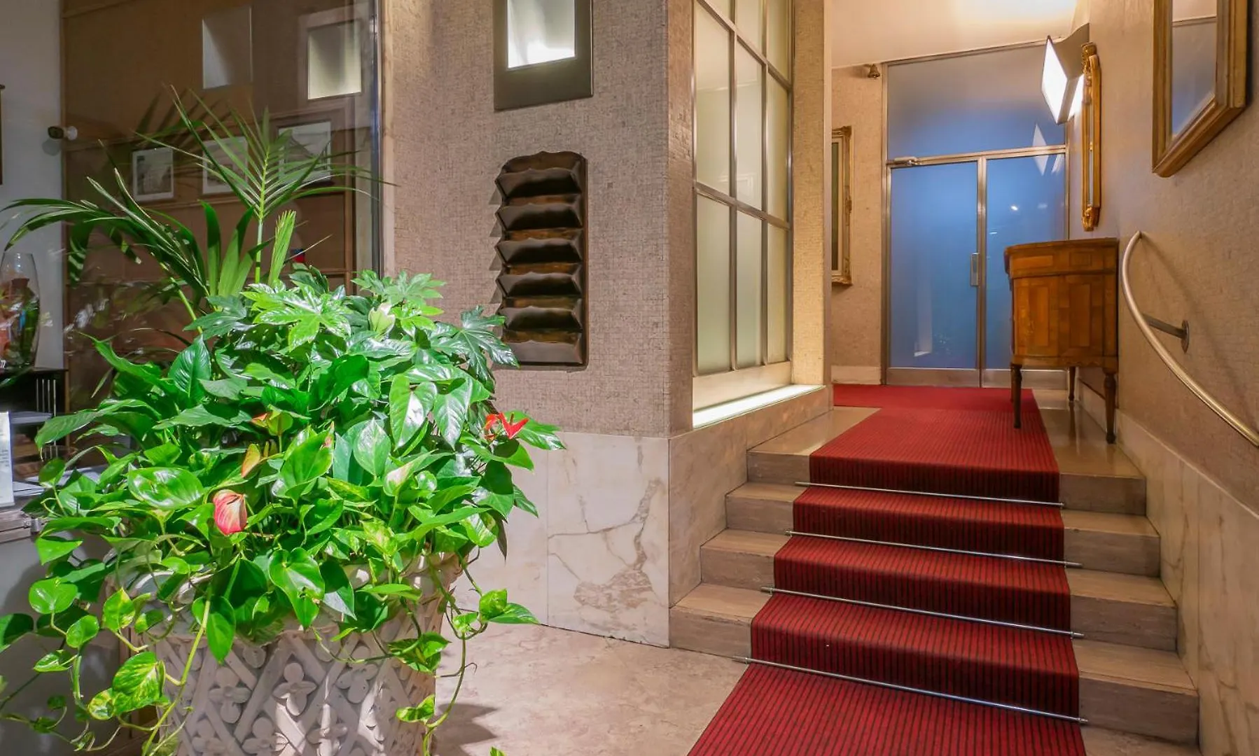 Duomo Elegant Flat Apartment Milan